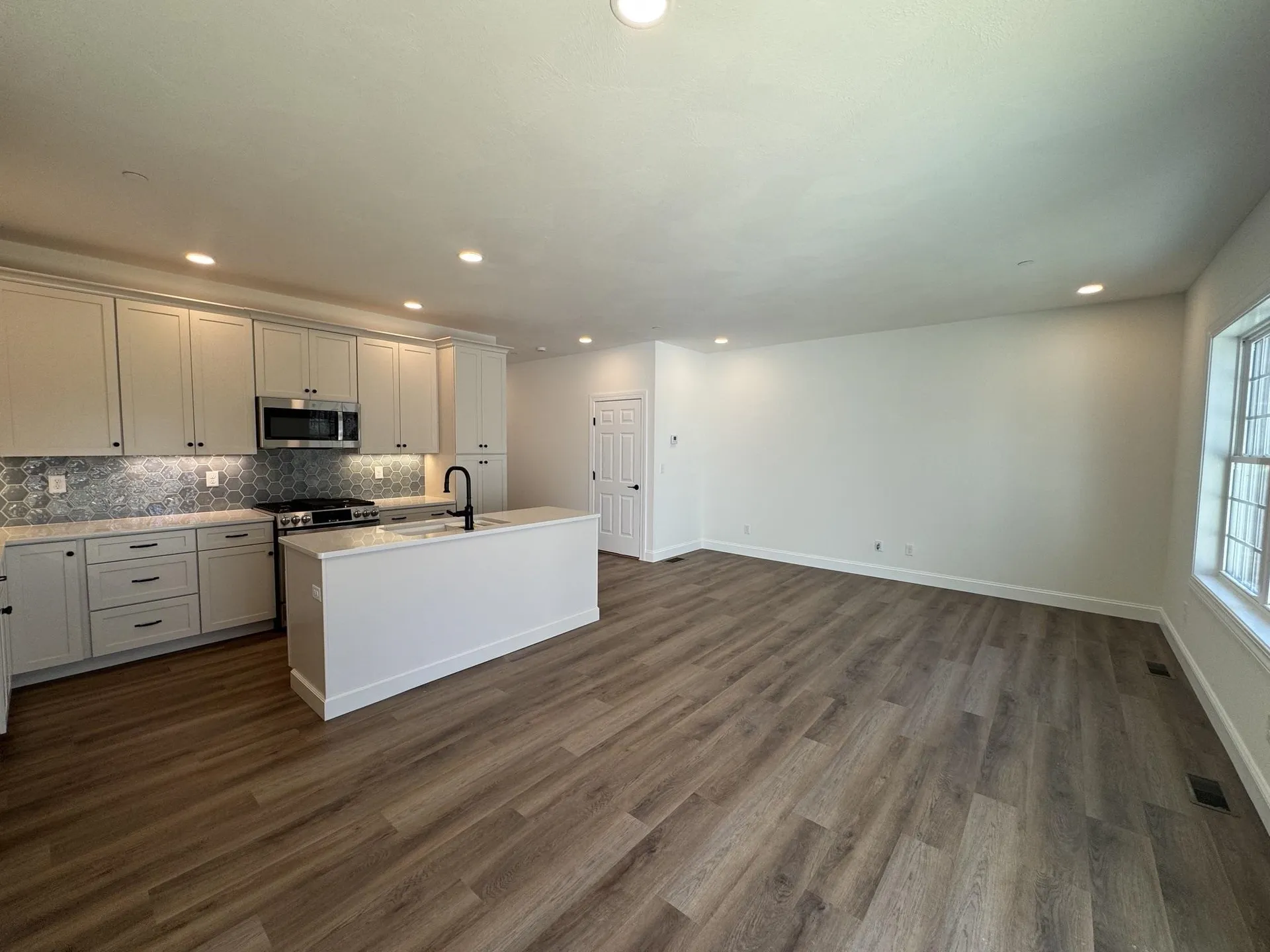 7A Dearborn Circle Goffstown NH 03045