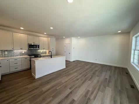 7A Dearborn Circle Goffstown NH 03045