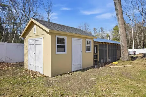 38 Vernon Avenue Rochester NH 03867