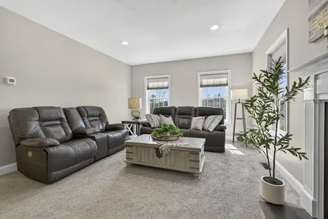 59 Northland Road Windham NH 03087
