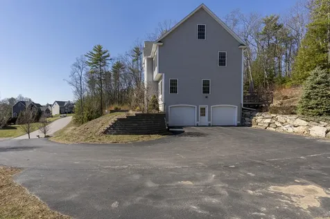 59 Northland Road Windham NH 03087