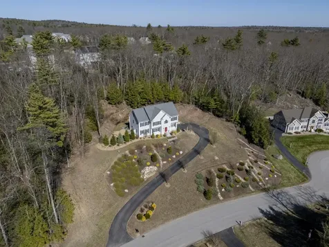 59 Northland Road Windham NH 03087