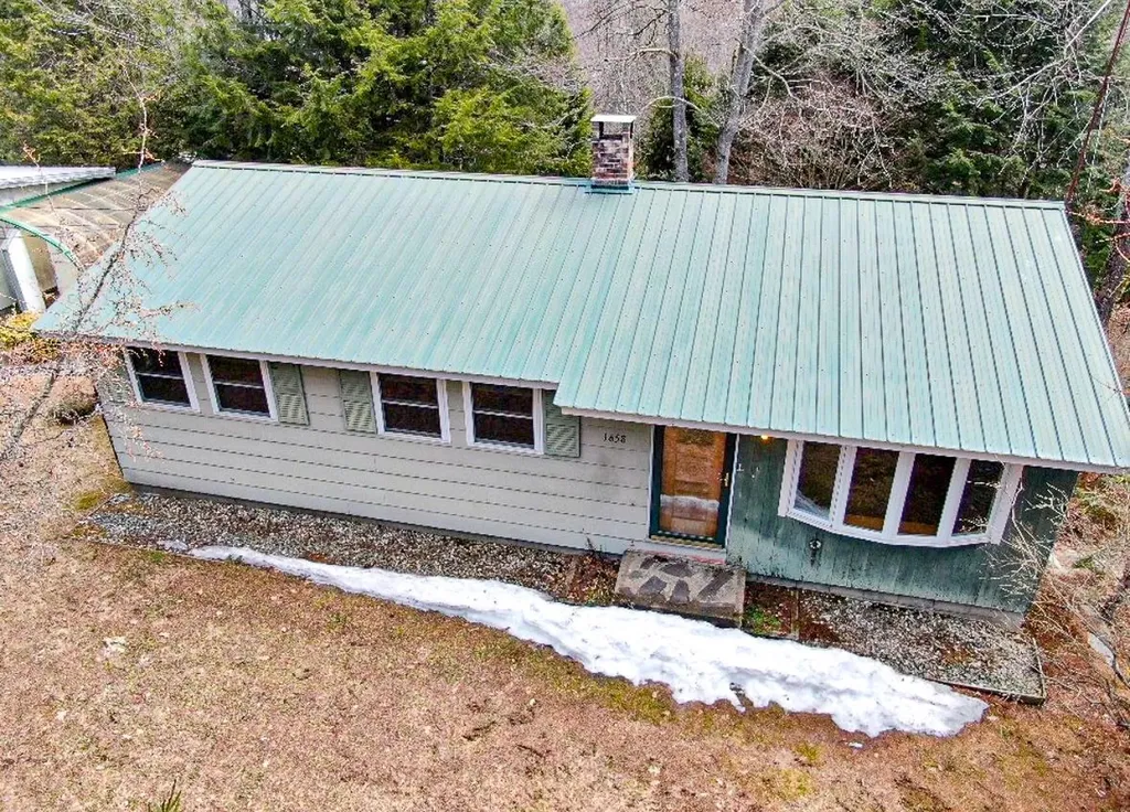 1658 Route 100 N Ludlow VT 05149
