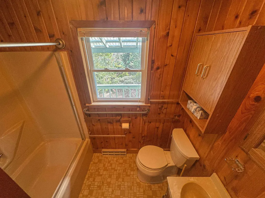 1658 Route 100 N Ludlow VT 05149