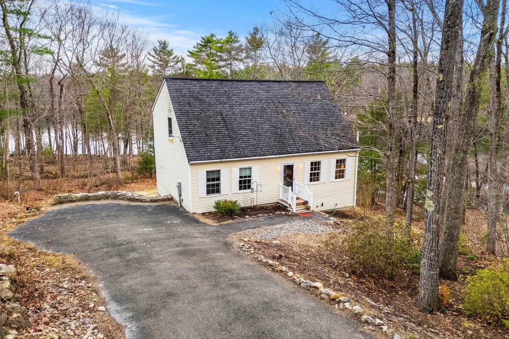 516 Berry River Road Barrington NH 03825