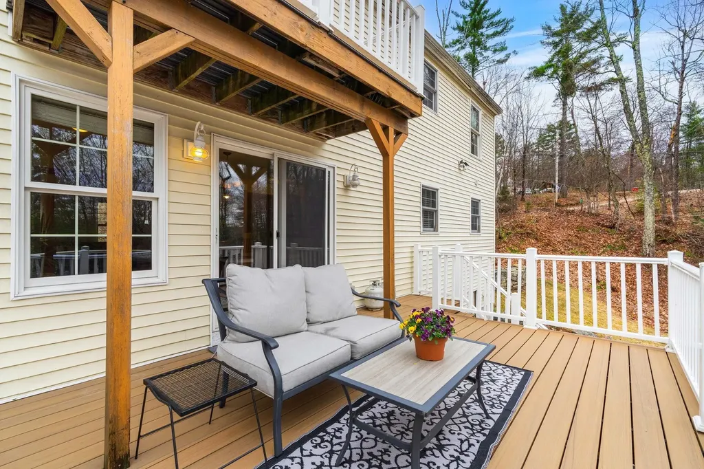 516 Berry River Road Barrington NH 03825