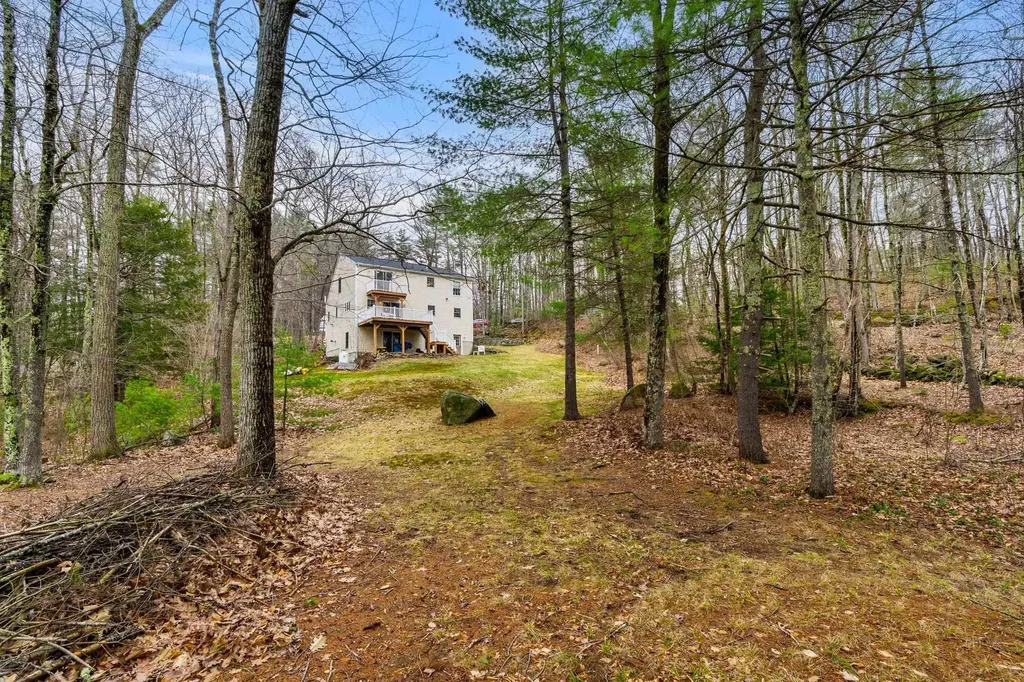516 Berry River Road Barrington NH 03825