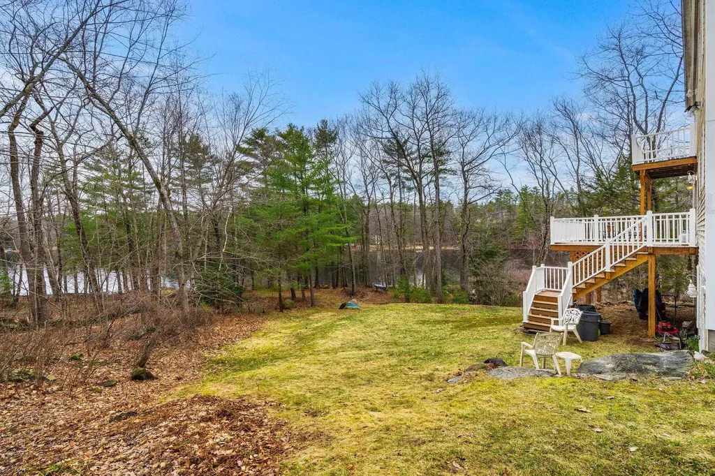 516 Berry River Road Barrington NH 03825