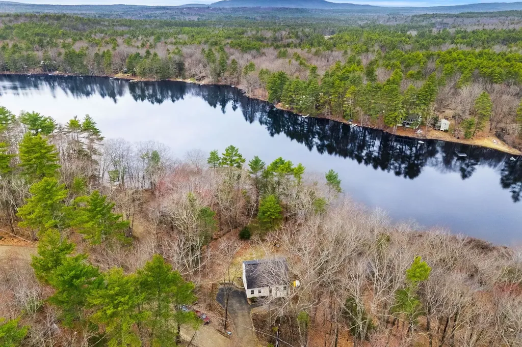 516 Berry River Road Barrington NH 03825