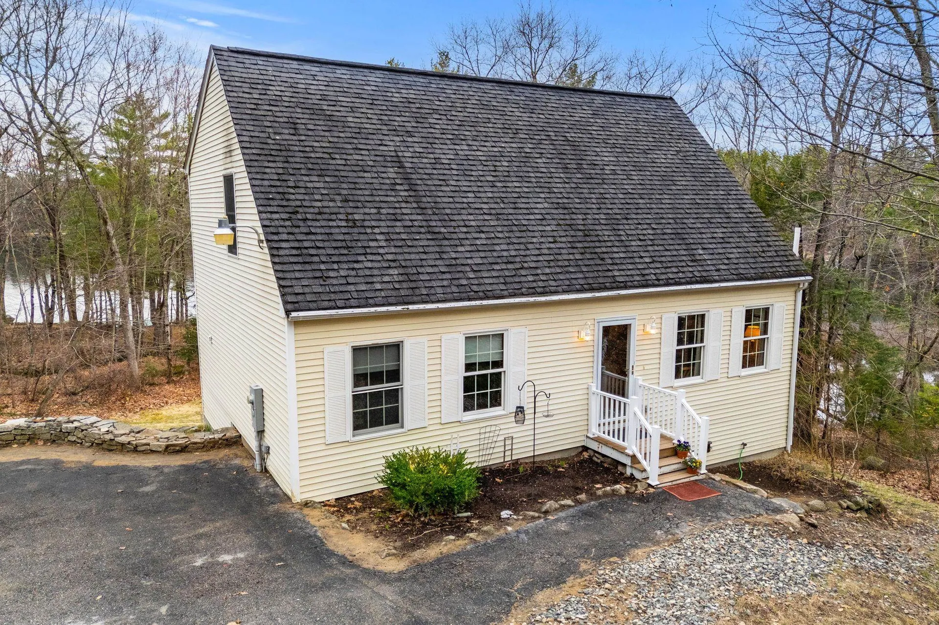 Barrington NH, 516 Berry River Road