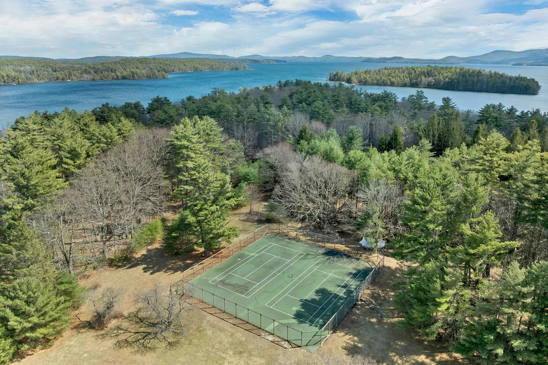 7 Windermere Road Moultonborough NH 03254
