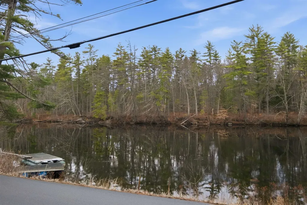 65 River Road Concord NH 03303