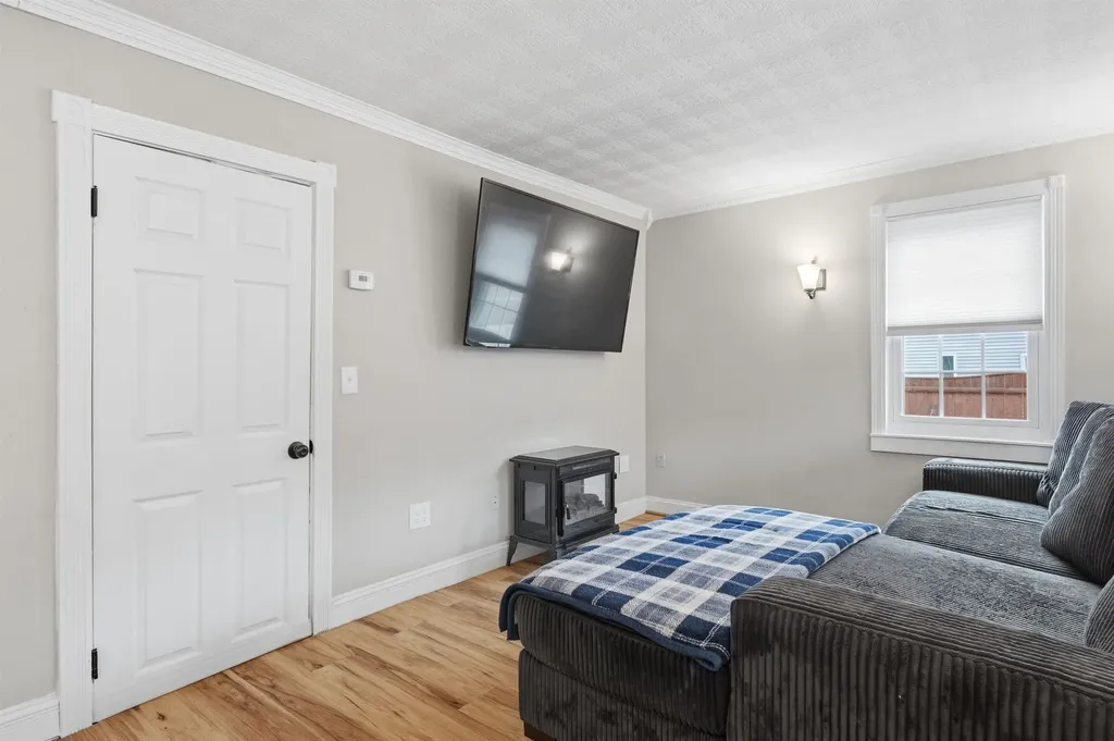65 River Road Concord NH 03303