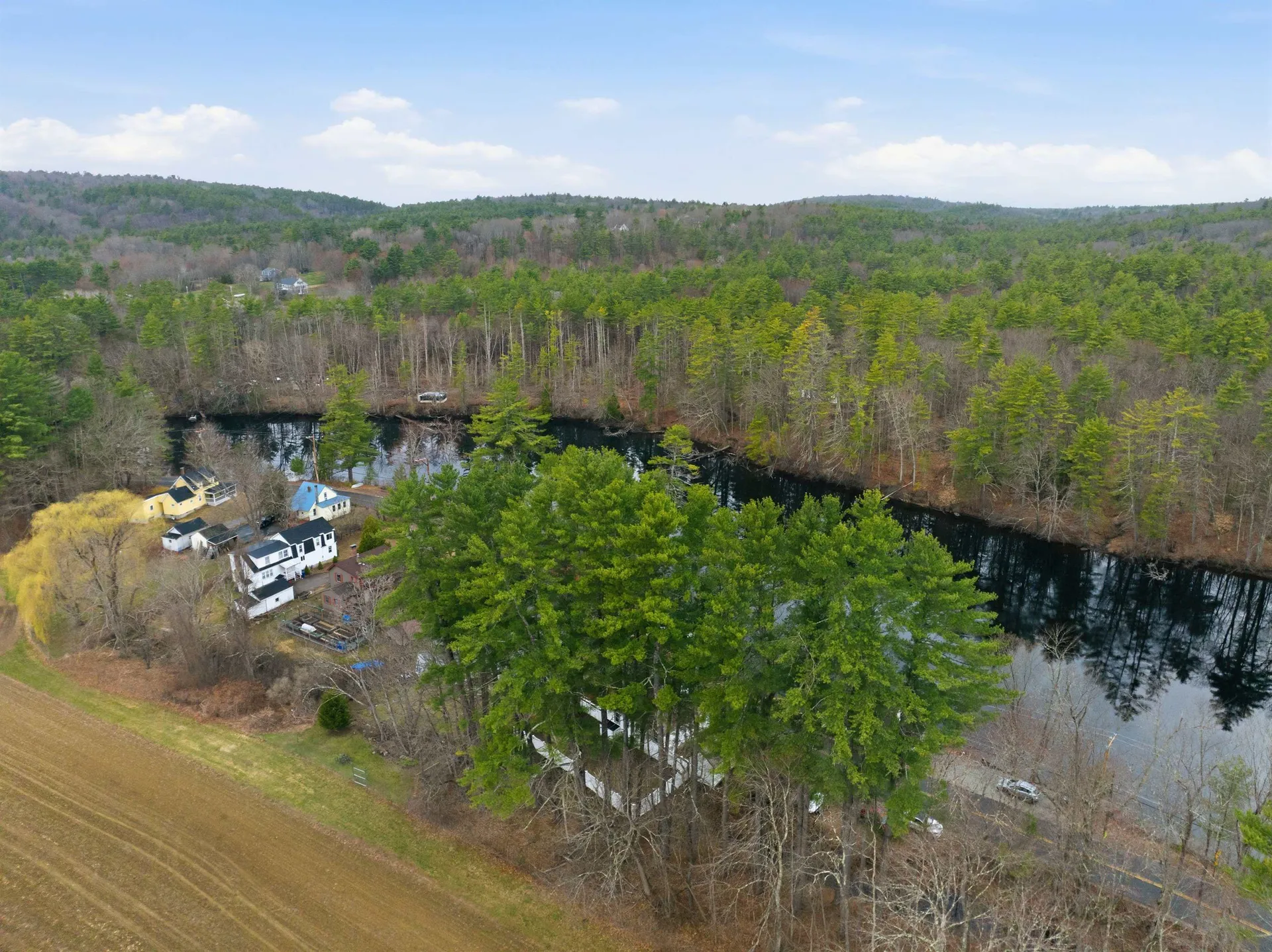 65 River Road Concord NH 03303