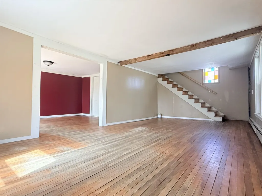 222 N Main Street Newport NH 03773