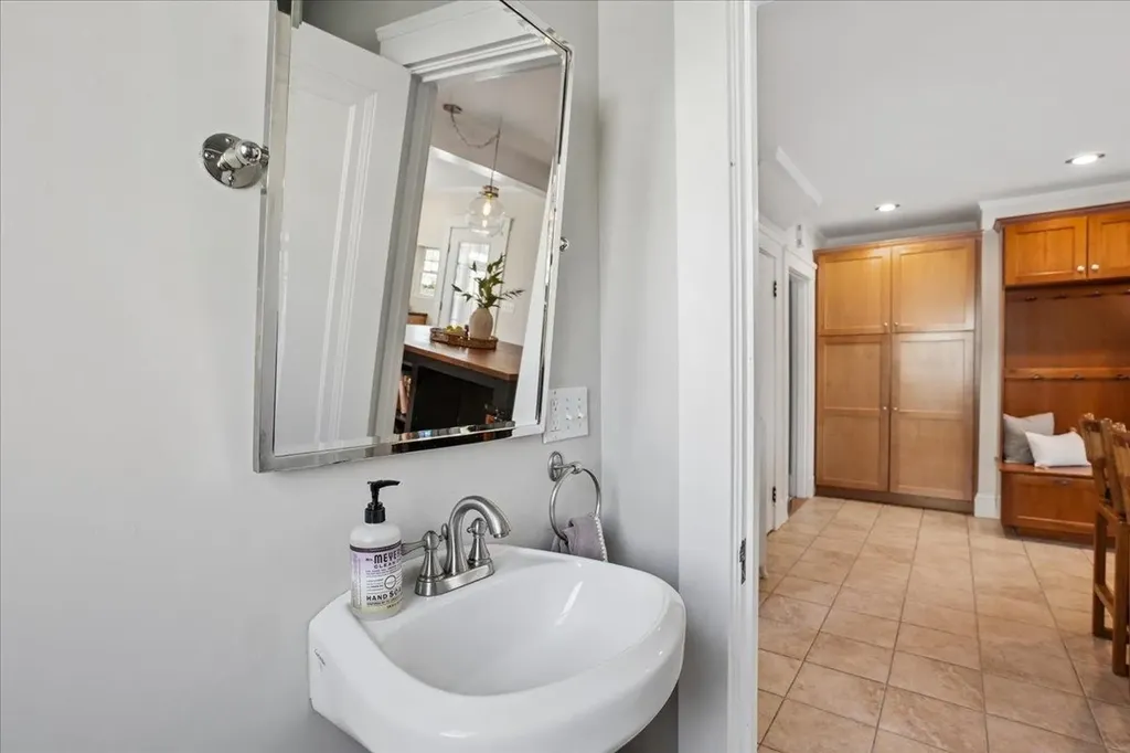 31 Auburn Street Concord NH 03301