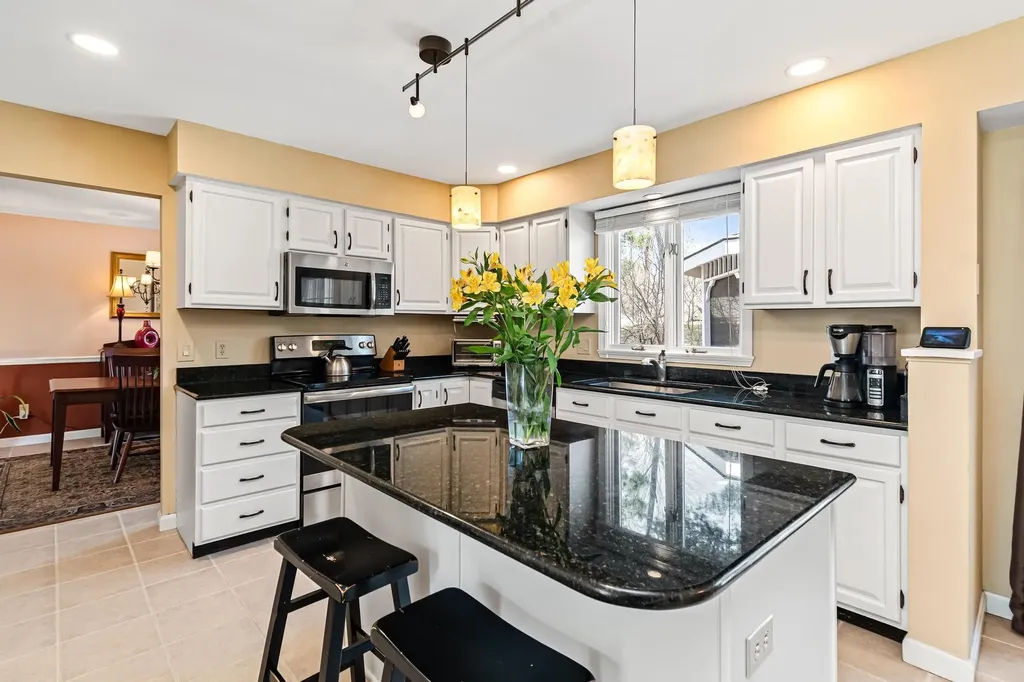 248 Lawnwood Drive Williston VT 05495