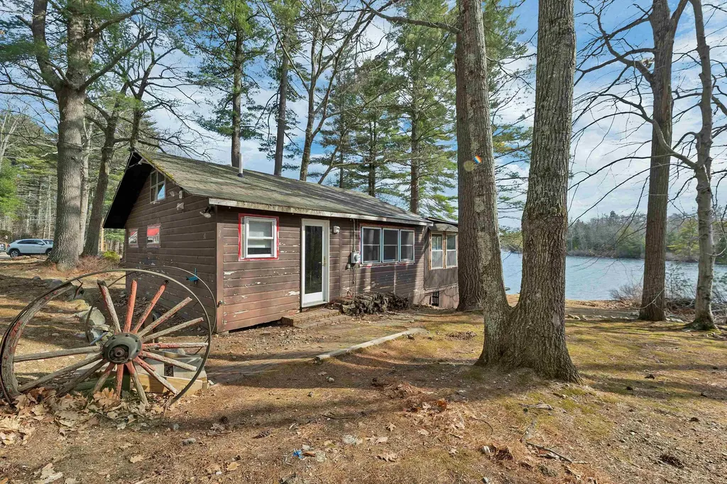 30 Grove Road New Durham NH 03855