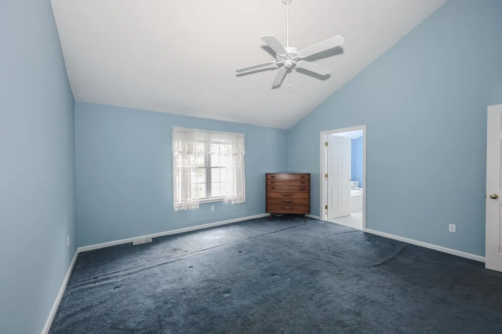 49 Drakes Landing Hampton NH 03842