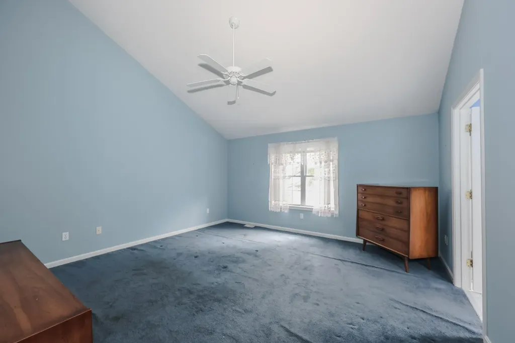 49 Drakes Landing Hampton NH 03842