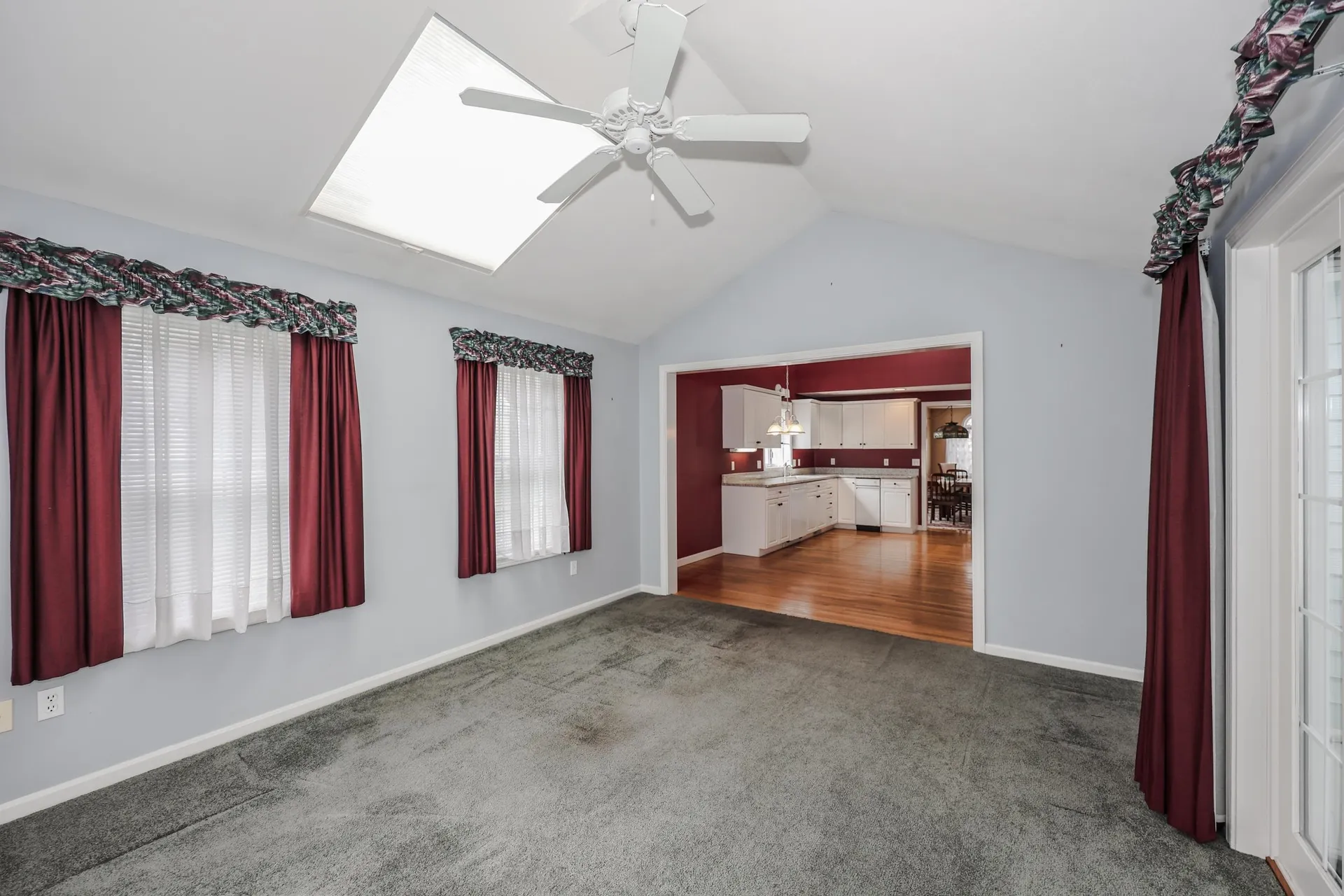 49 Drakes Landing Hampton NH 03842