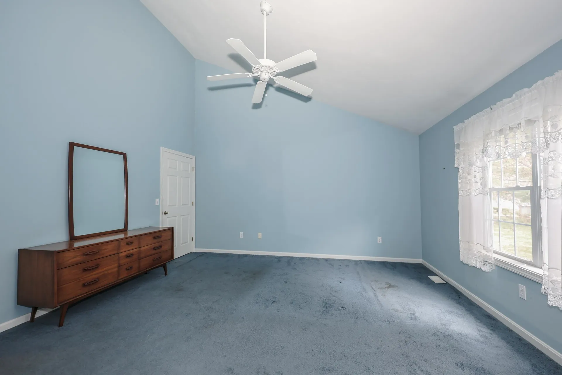 49 Drakes Landing Hampton NH 03842