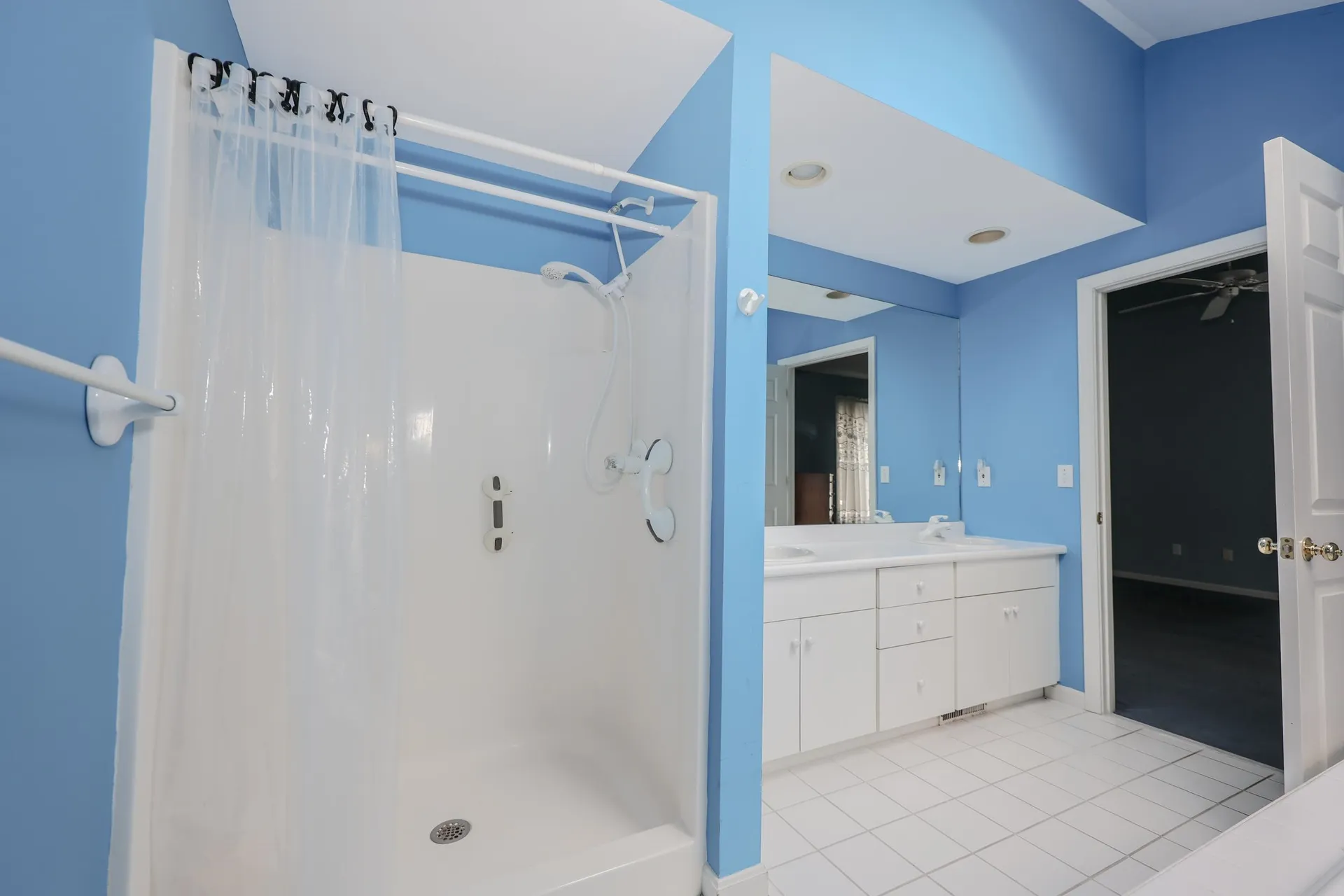 49 Drakes Landing Hampton NH 03842