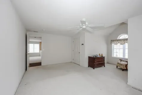 49 Drakes Landing Hampton NH 03842