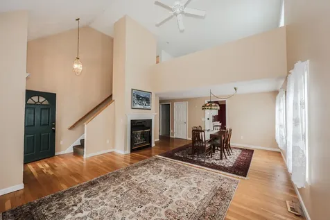 49 Drakes Landing Hampton NH 03842