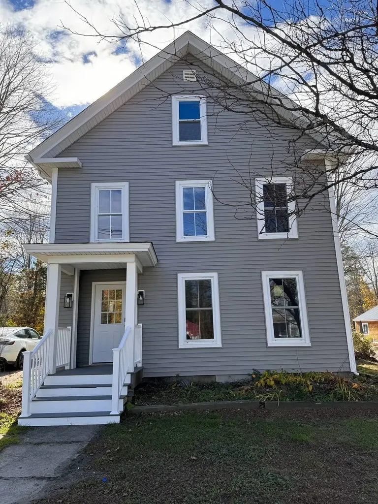 123 East Main Street Bradford NH 03221