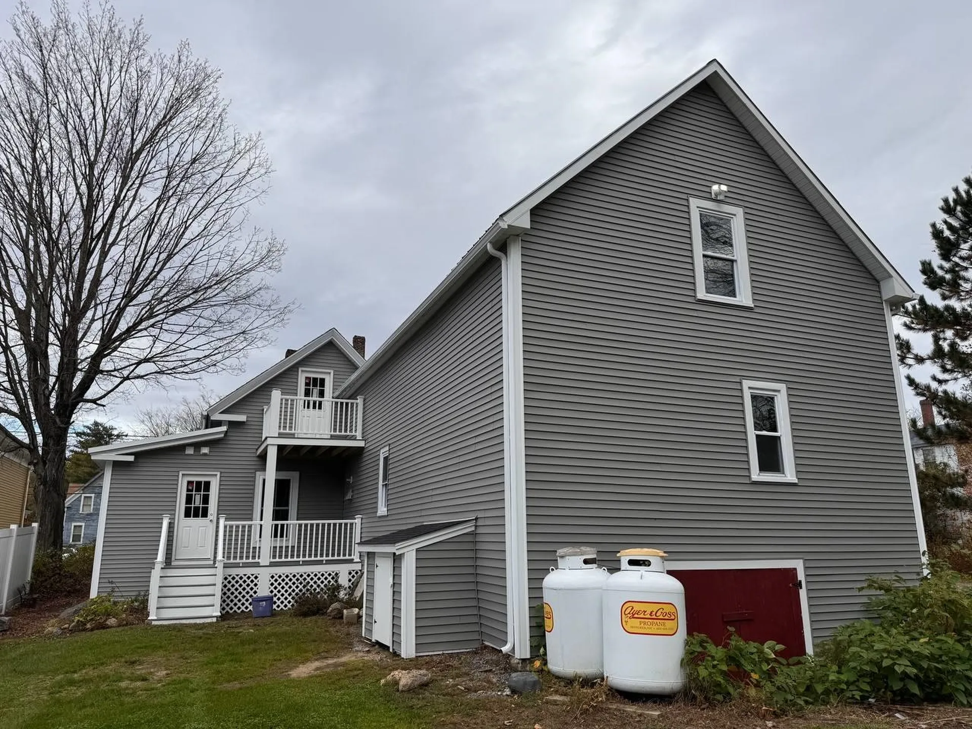 123 East Main Street Bradford NH 03221