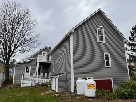 123 East Main Street Bradford NH 03221