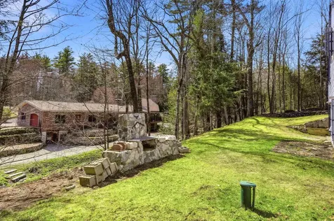 7 Zan Drive Goffstown NH 03045