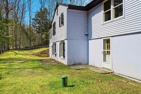 7 Zan Drive Goffstown NH 03045