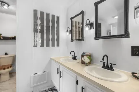 20 Beech Hill Road Exeter NH 03833