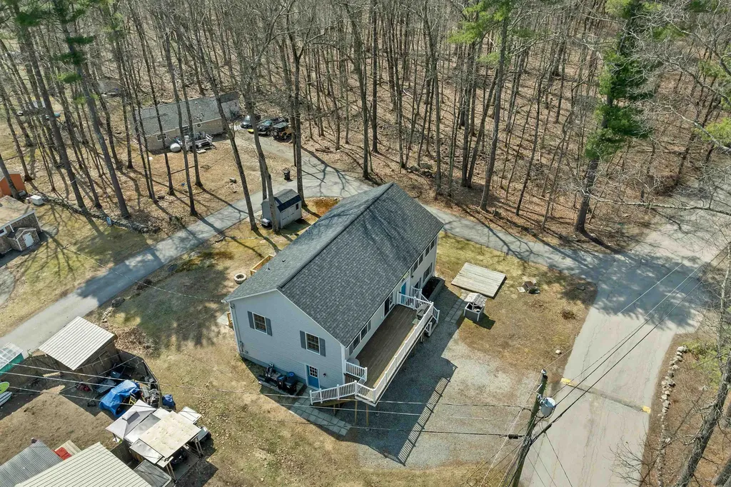 105 Chases Grove Road Derry NH 03038