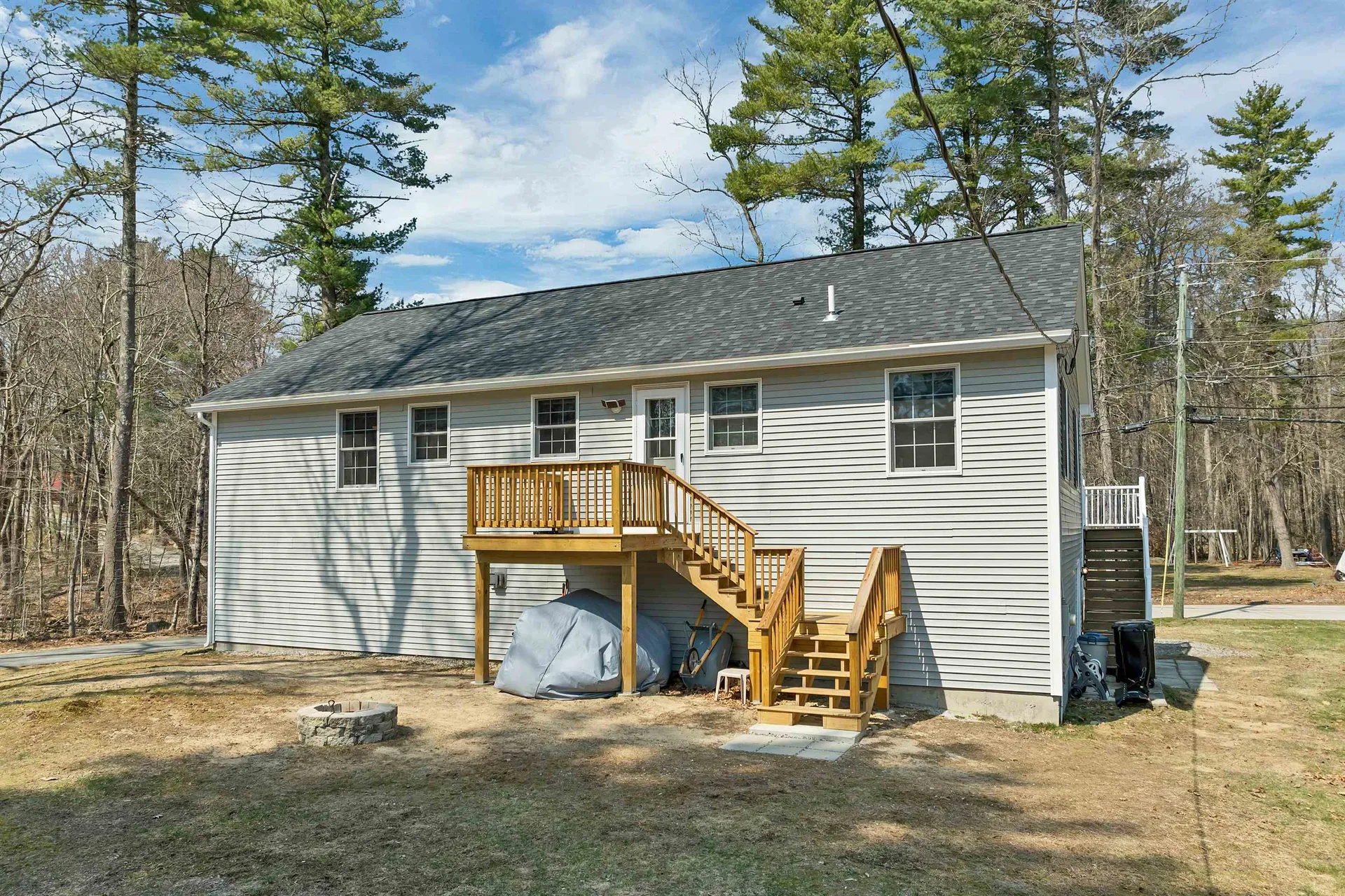 105 Chases Grove Road Derry NH 03038