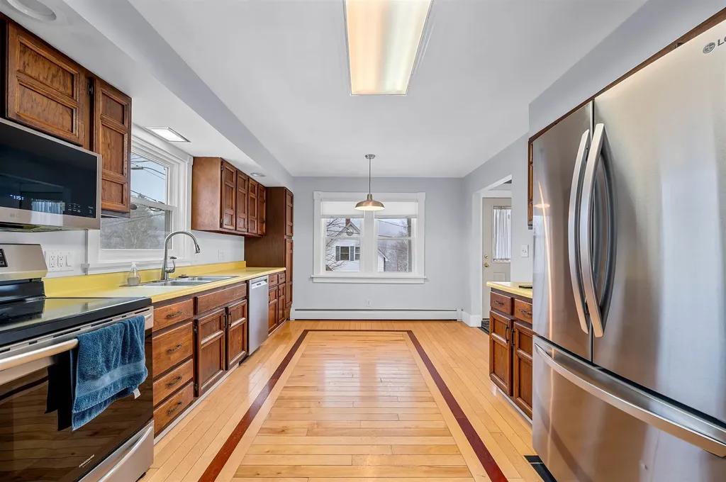 66 Elmwood Avenue Barre City VT 05641