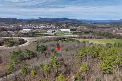 1047 New Hampshire Route 175 Holderness NH 03245