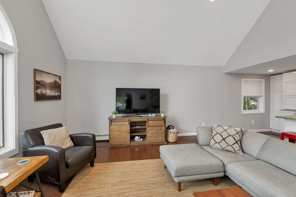 180 Varney Road Barnstead NH 03225