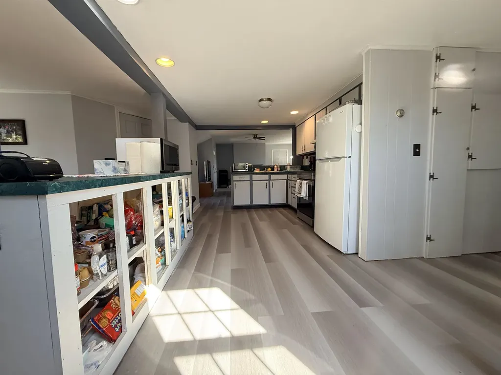 21 Arlington Street Laconia NH 03246