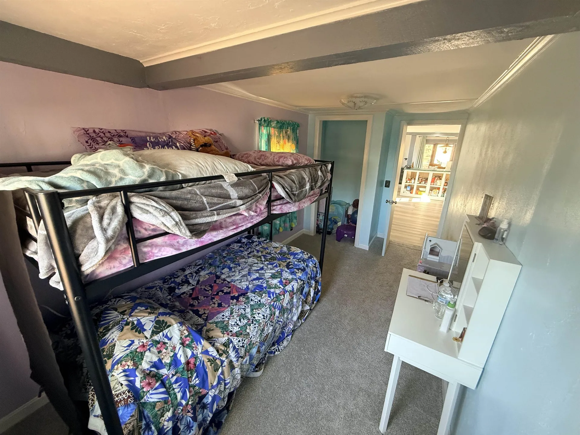 21 Arlington Street Laconia NH 03246