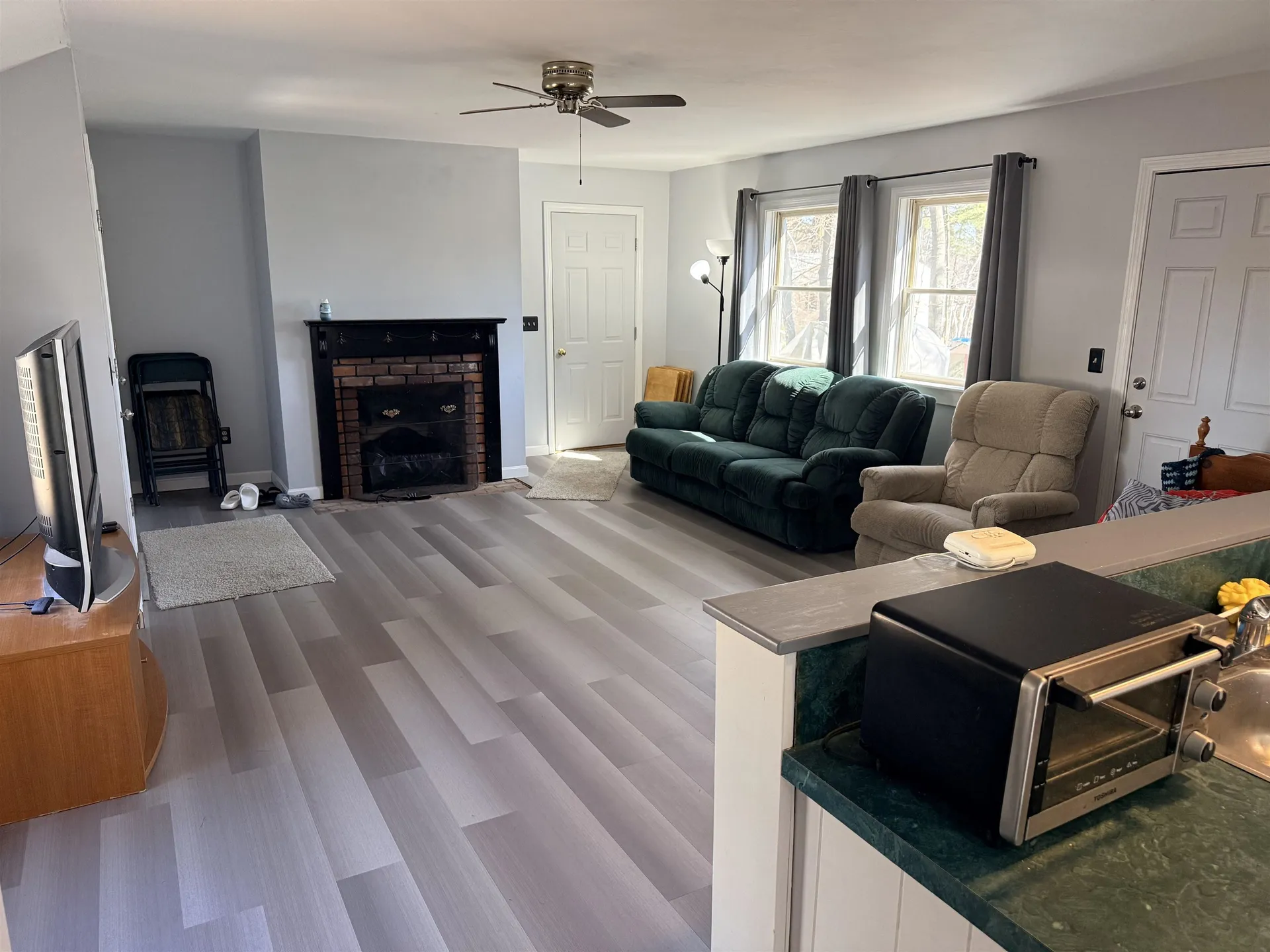 21 Arlington Street Laconia NH 03246