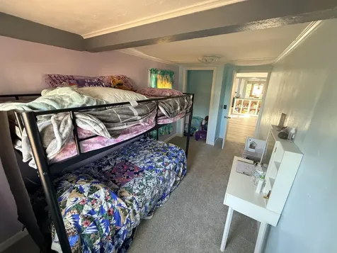 21 Arlington Street Laconia NH 03246