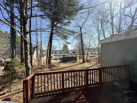 21 Arlington Street Laconia NH 03246