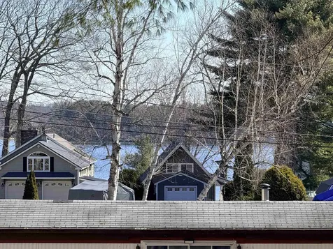 21 Arlington Street Laconia NH 03246
