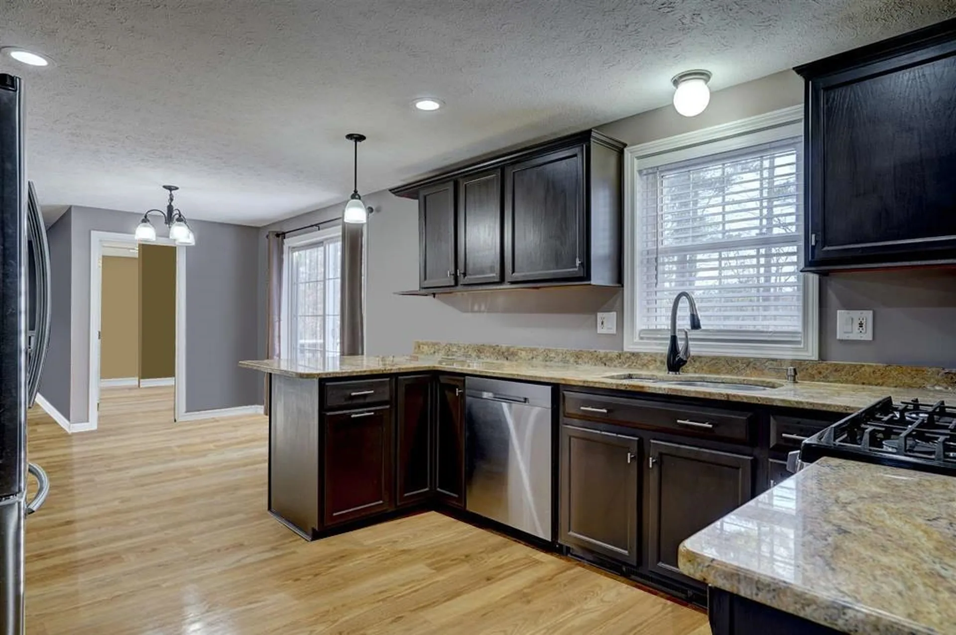 74 Rosecliff Lane Manchester NH 03109