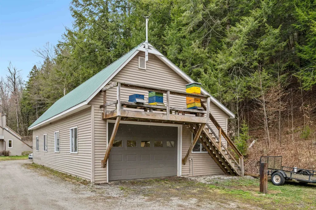 3301 Vt Route 100 Warren VT 05674