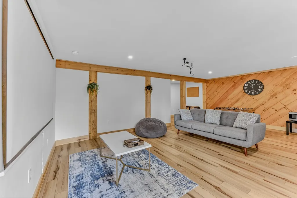 62 Isaax Fox Drive Campton NH 03223
