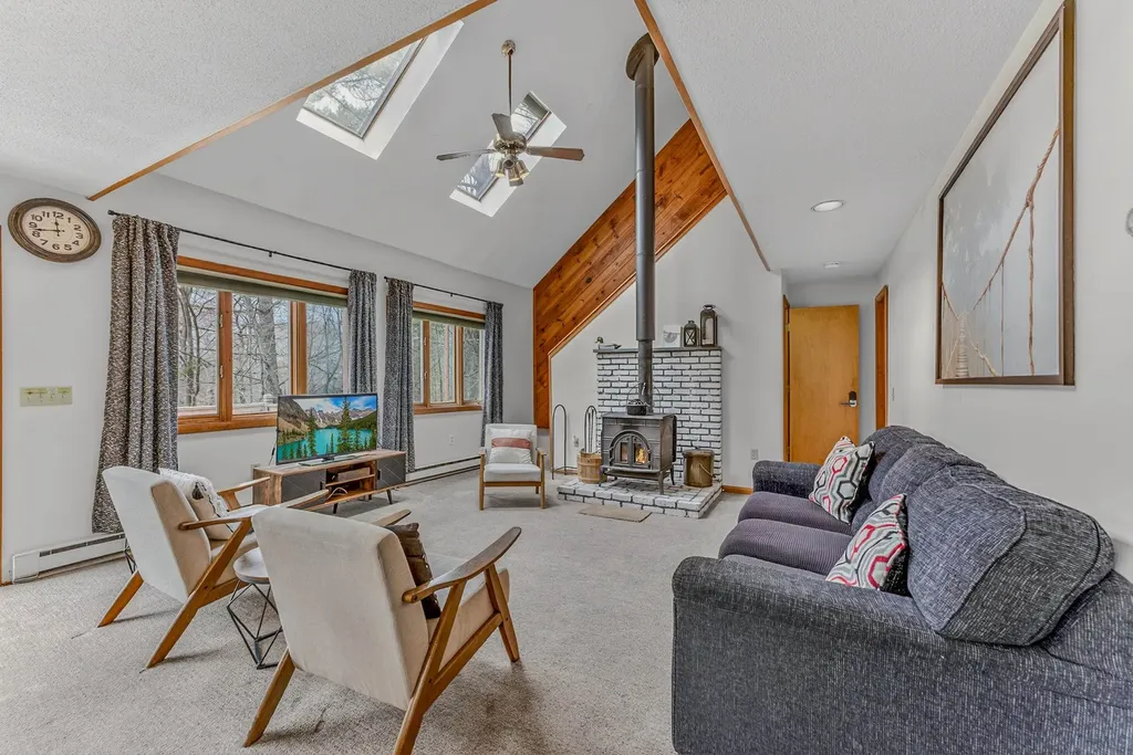 62 Isaax Fox Drive Campton NH 03223